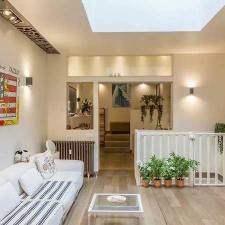 Skydome Loft *